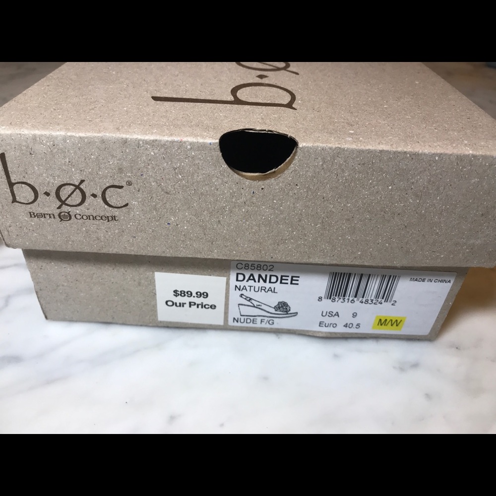 b.o.c. tan/gold open-toe wedge sandal - Picture 8 of 8